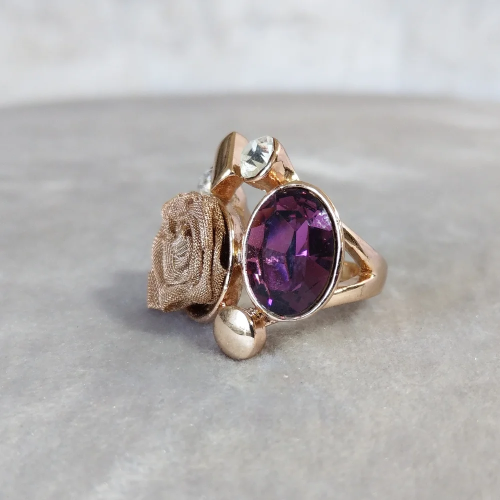 🍒NEW🍒 STATEMENT COCKTAIL RING - Picture 4 of 7